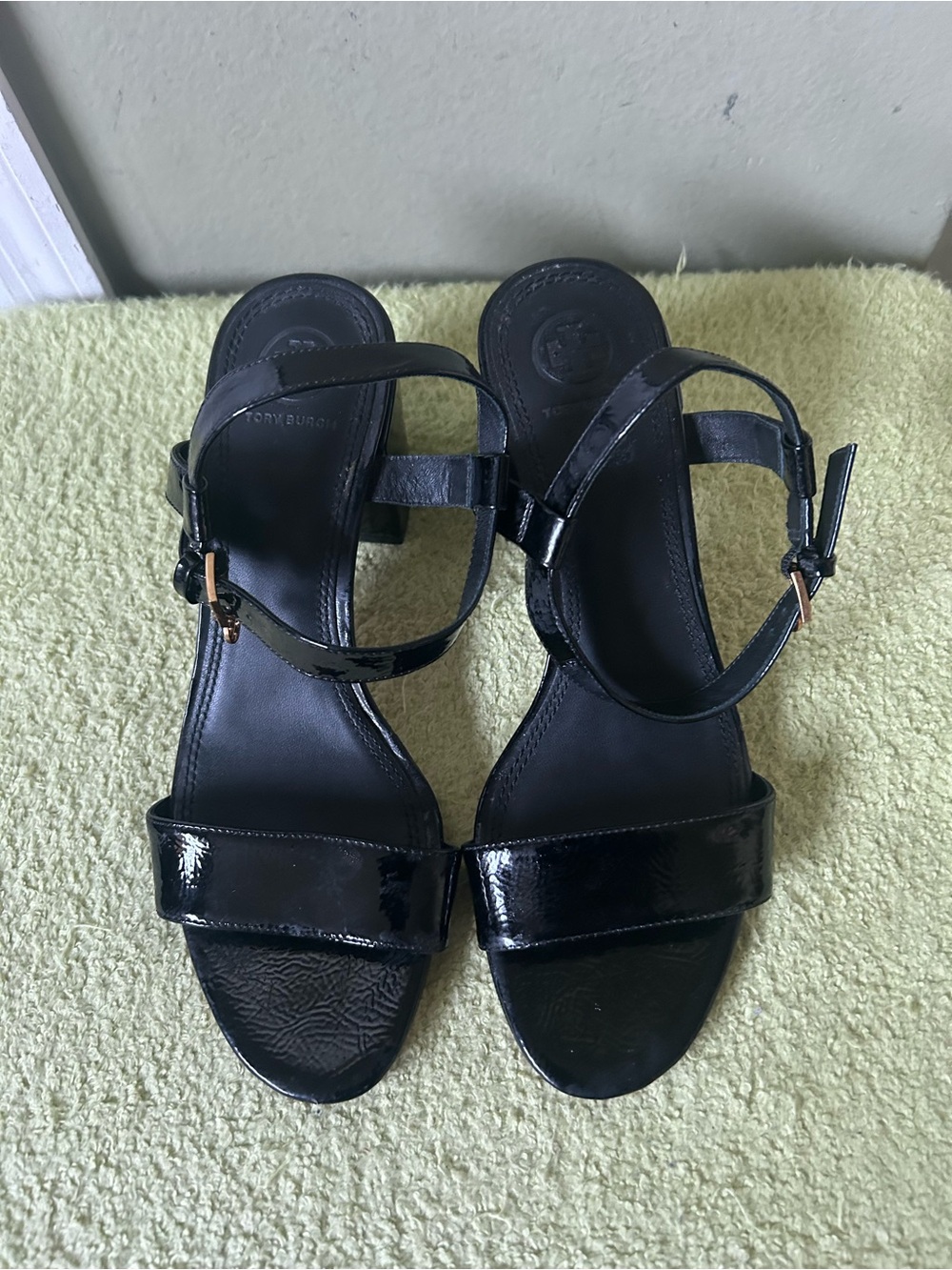 Tory Burch Black Patent Leather Strappy Ankle Sandals w/gold charm